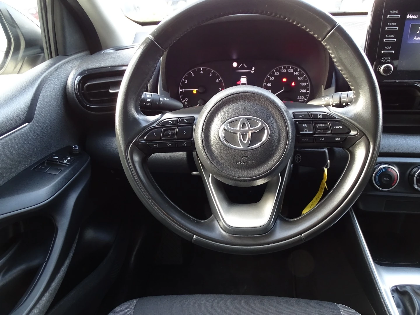 Toyota Yaris 1.0 VVT-i Comfort Plus