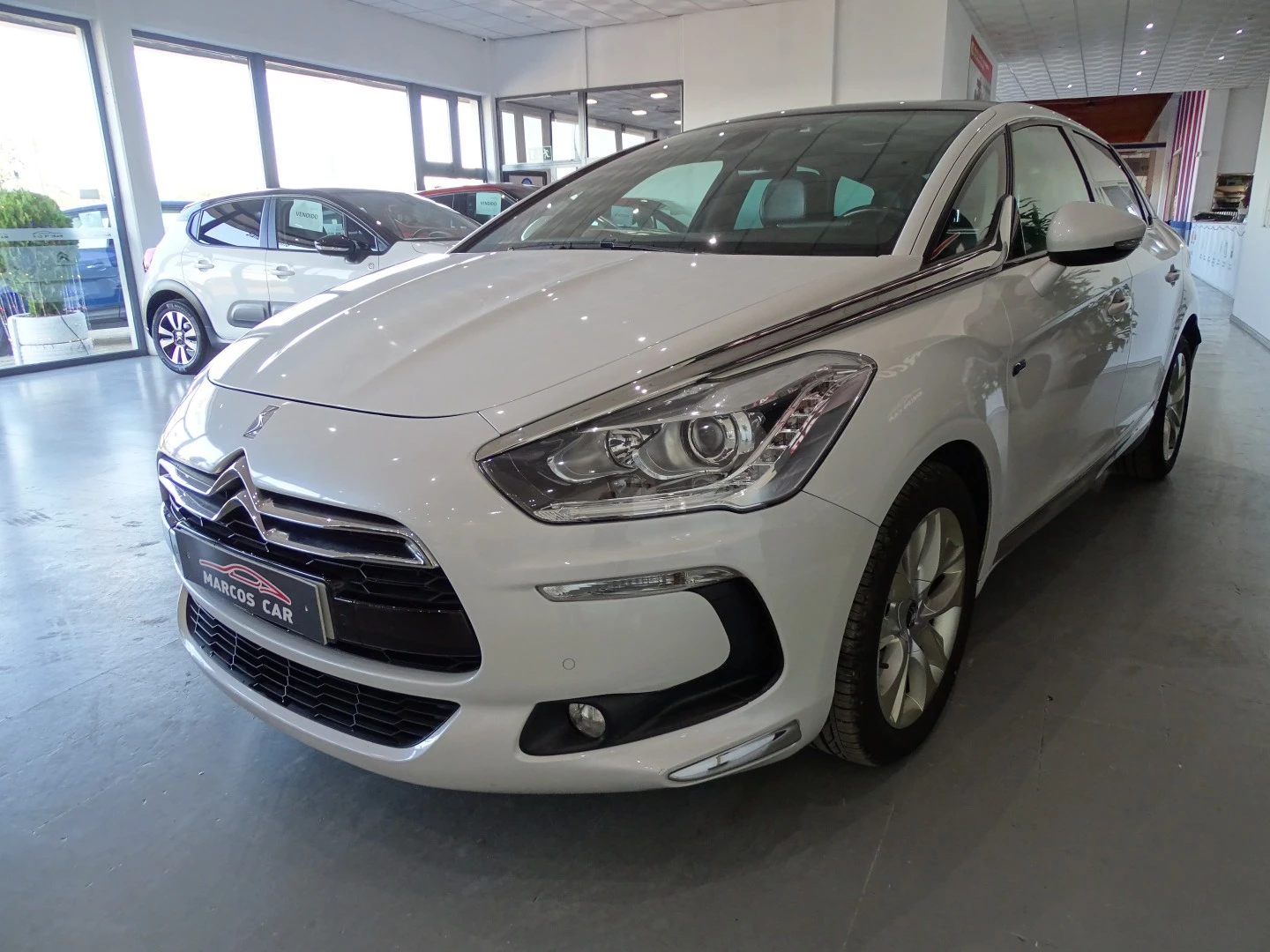 Citroën DS5 2.0 HDi Hy4 So Chic CMP6 102g