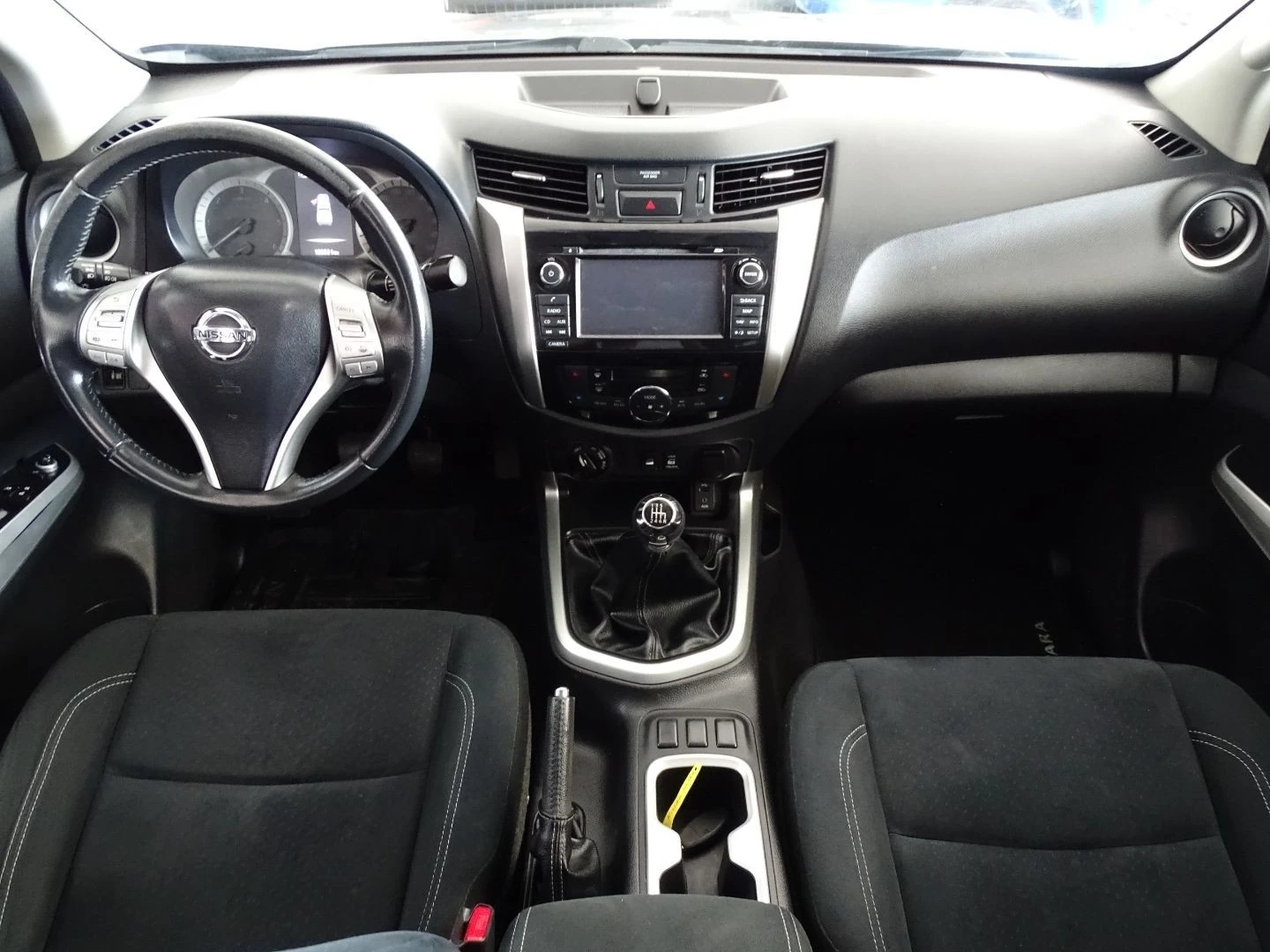 Nissan Navara 2.3 dCi CD 4WD Acenta