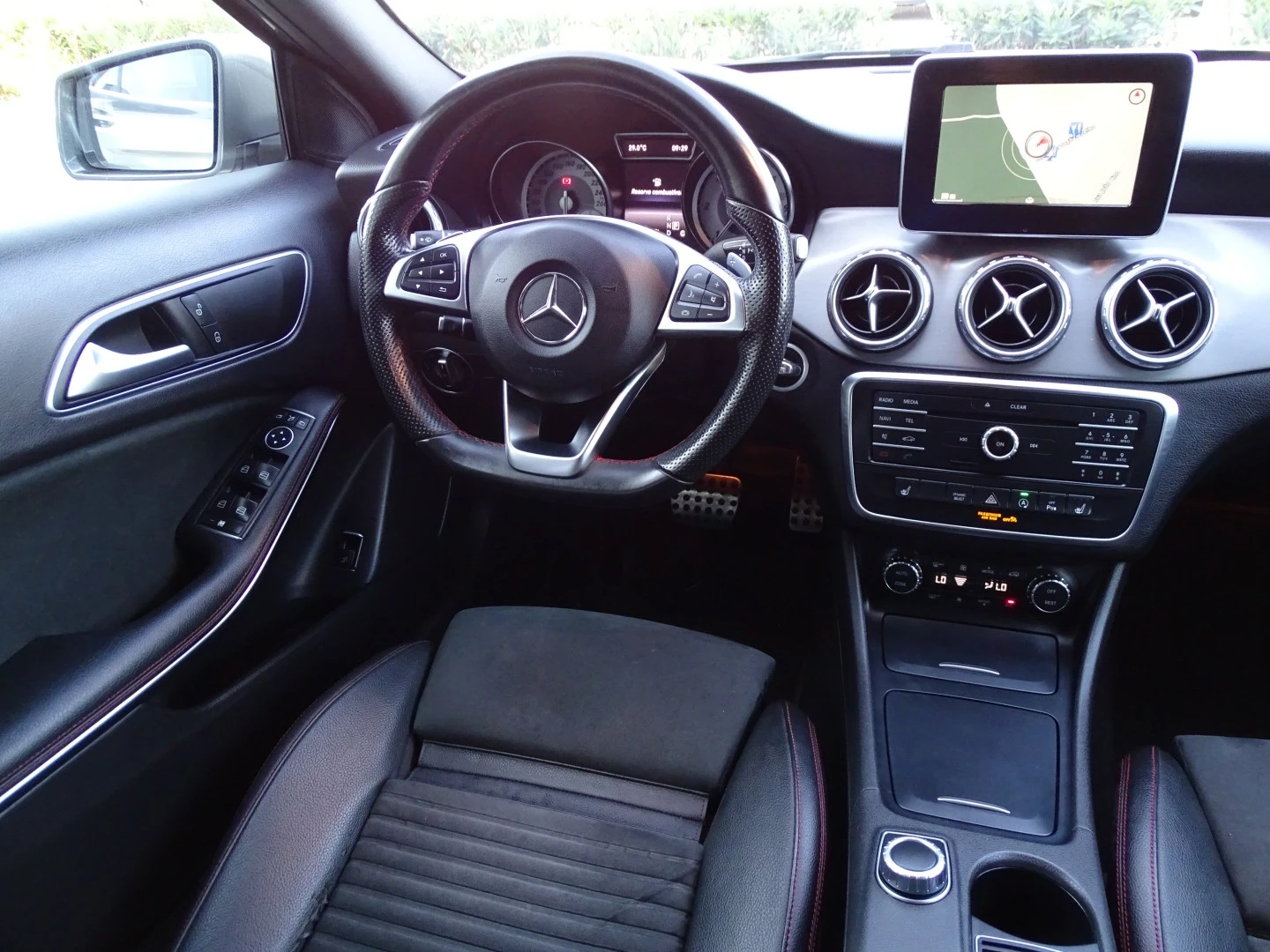 Mercedes-Benz GLA 200 CDi AMG Line Aut.