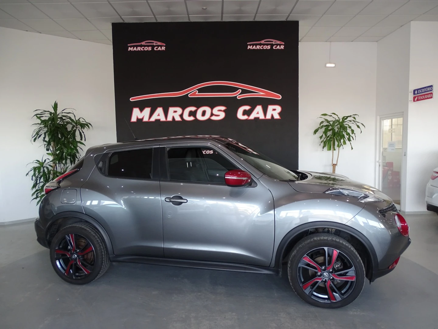 Nissan Juke 1.2 DIG-T N-Connecta P.Ext.1 Red D.