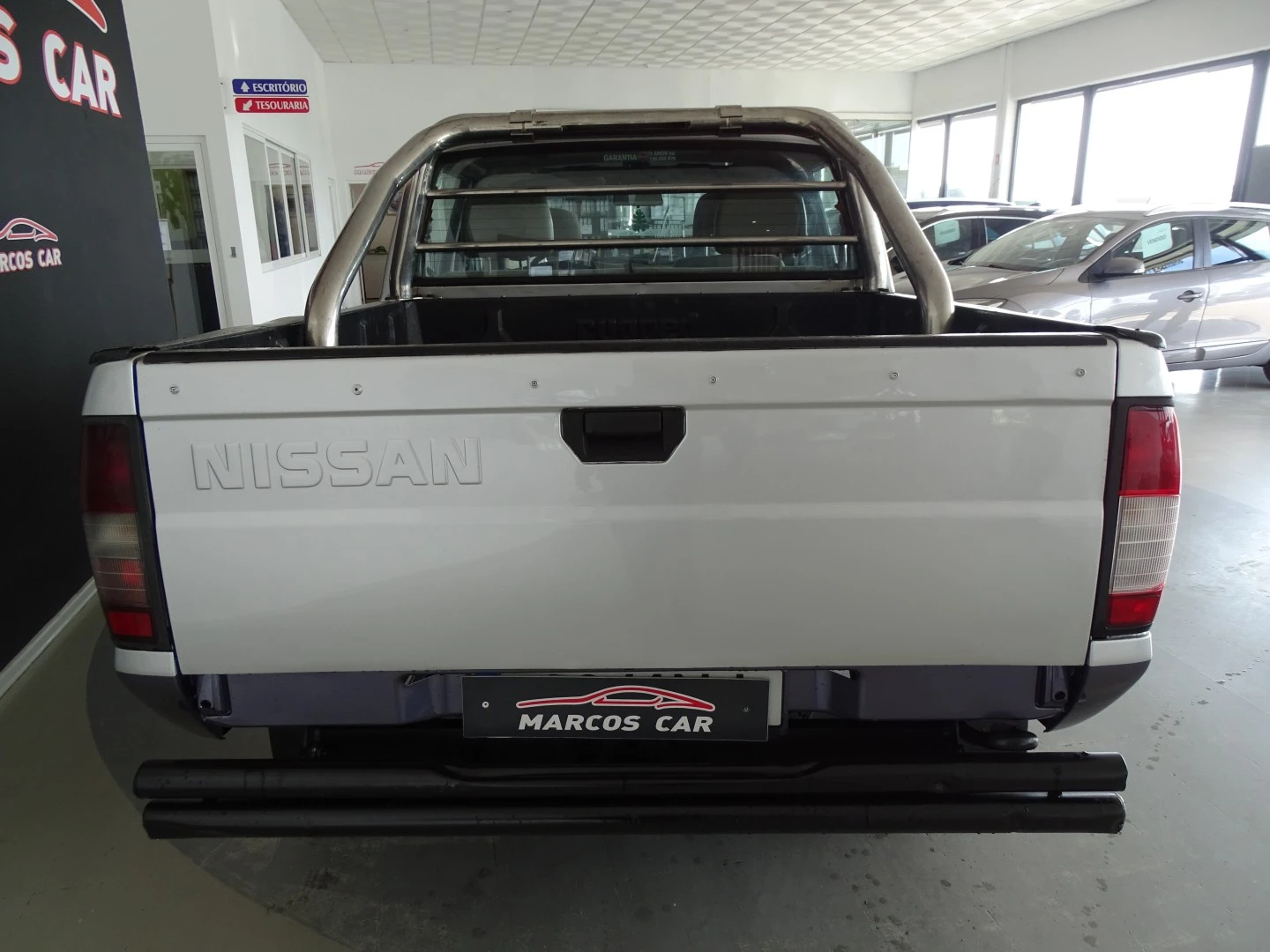 Nissan Navara 2.5 dCi CD LE 4WD